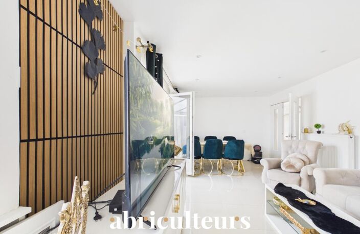 Maison familiale de plain pied - 5 chambres - 134 m²  - avec jardin, terrasse et 3 stationnements — Bezons — photo 3