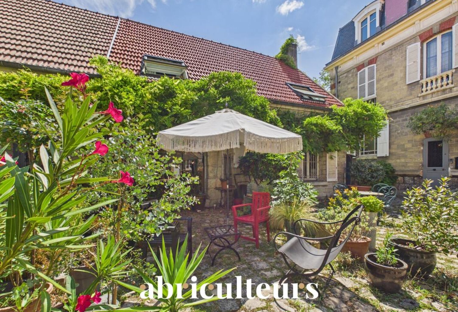 Maison Historique de Charme 103 m² – Cour Pavée & Terrasse – en vente à Le Pecq (78230) — photo 1