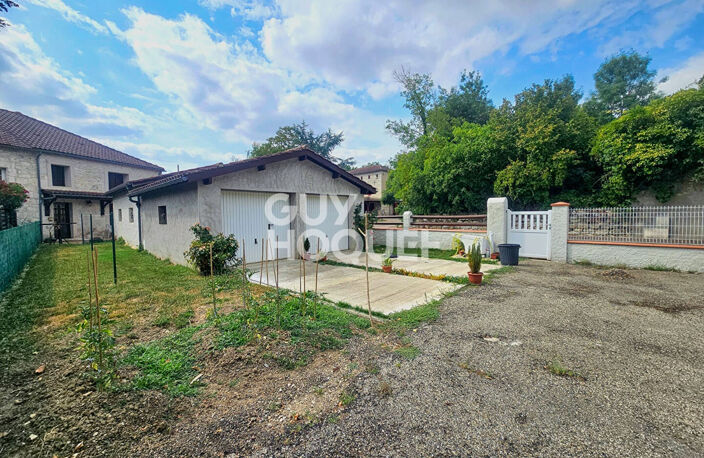Maison en pierres avec double garages — photo 2