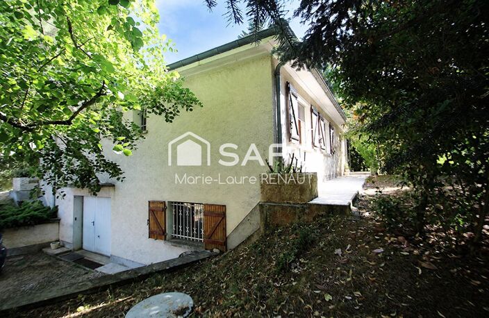 Maison familiale avec parc arboré et grand sous-sol — photo 5