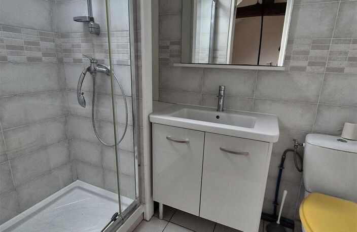 Location appartement 3 pièces 54 m² à Viarmes (95270) — photo 3