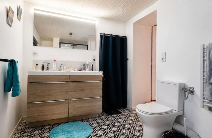 À VENDRE – BELLE PROPRIÉTÉ AVEC GÎTE – RÉAUP-LISSE – — photo 3