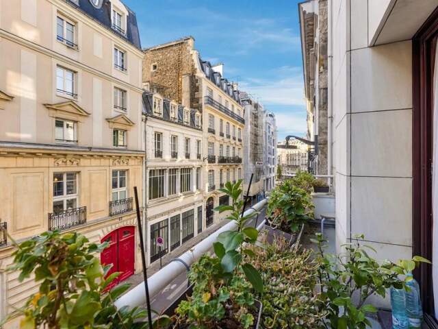 Appartement 2 pièces de 39 m² situé à Paris centre — photo du bien