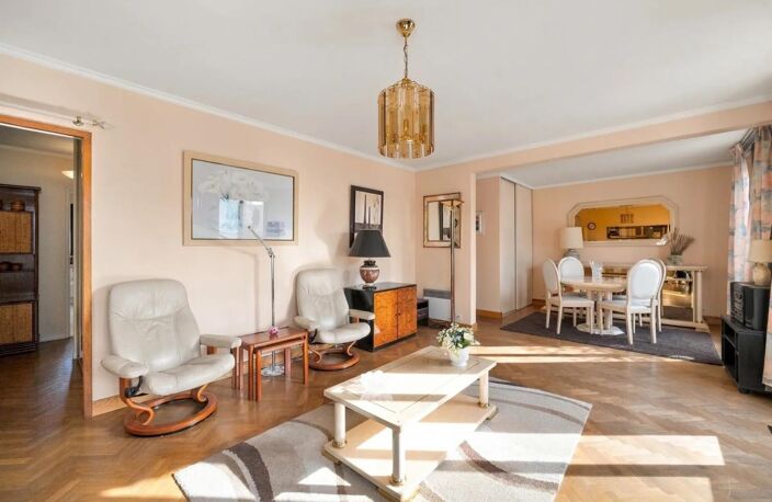 Appartement de 5 pièces de 112 m² à Saint-Maurice — photo 2