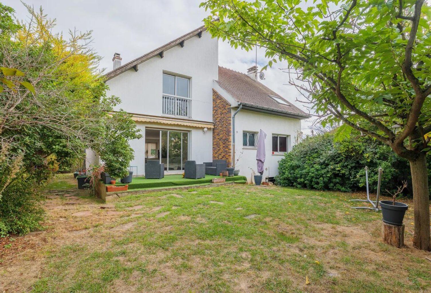 Maison 6 pièces de 161 m² à Ormesson-sur-Marne — photo 1
