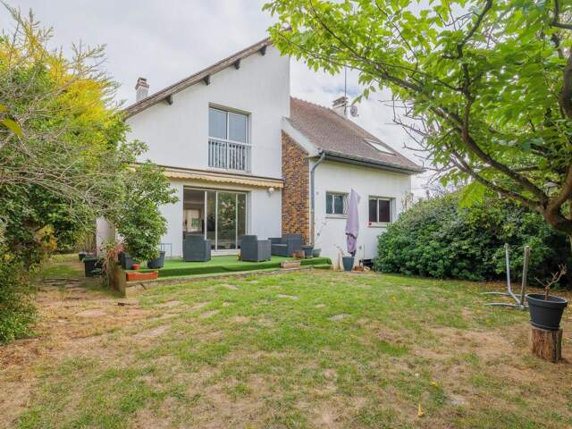 Maison 6 pièces de 161 m² à Ormesson-sur-Marne — photo du bien