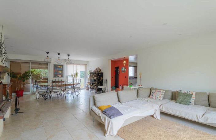 Maison 6 pièces de 161 m² à Ormesson-sur-Marne — photo 3