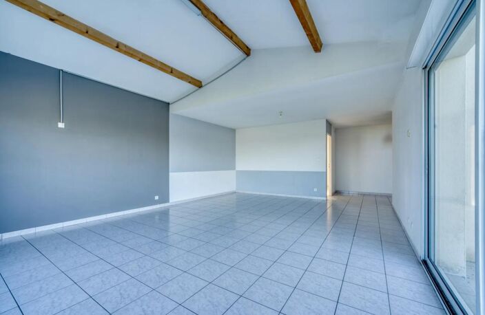 Maison de 6 pièces de 154 m² à Saint-Pierre-d'Amilly — photo 2