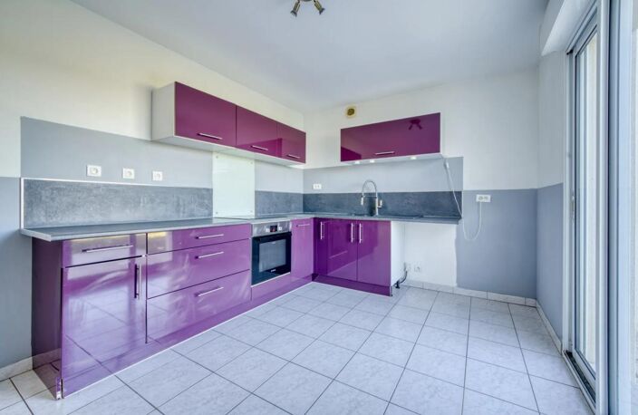 Maison de 6 pièces de 154 m² à Saint-Pierre-d'Amilly — photo 3