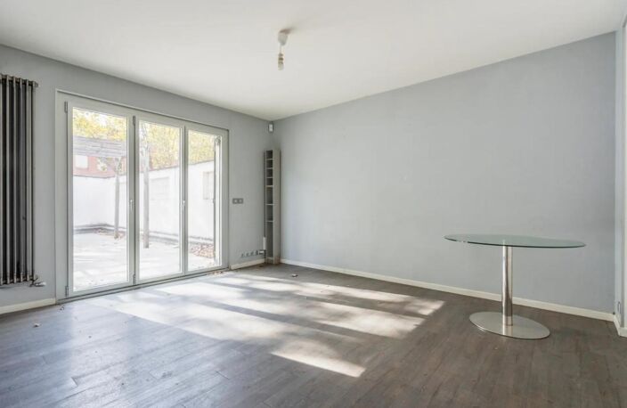Maison de 6 pièces de 150 m² à Bobigny — photo 3
