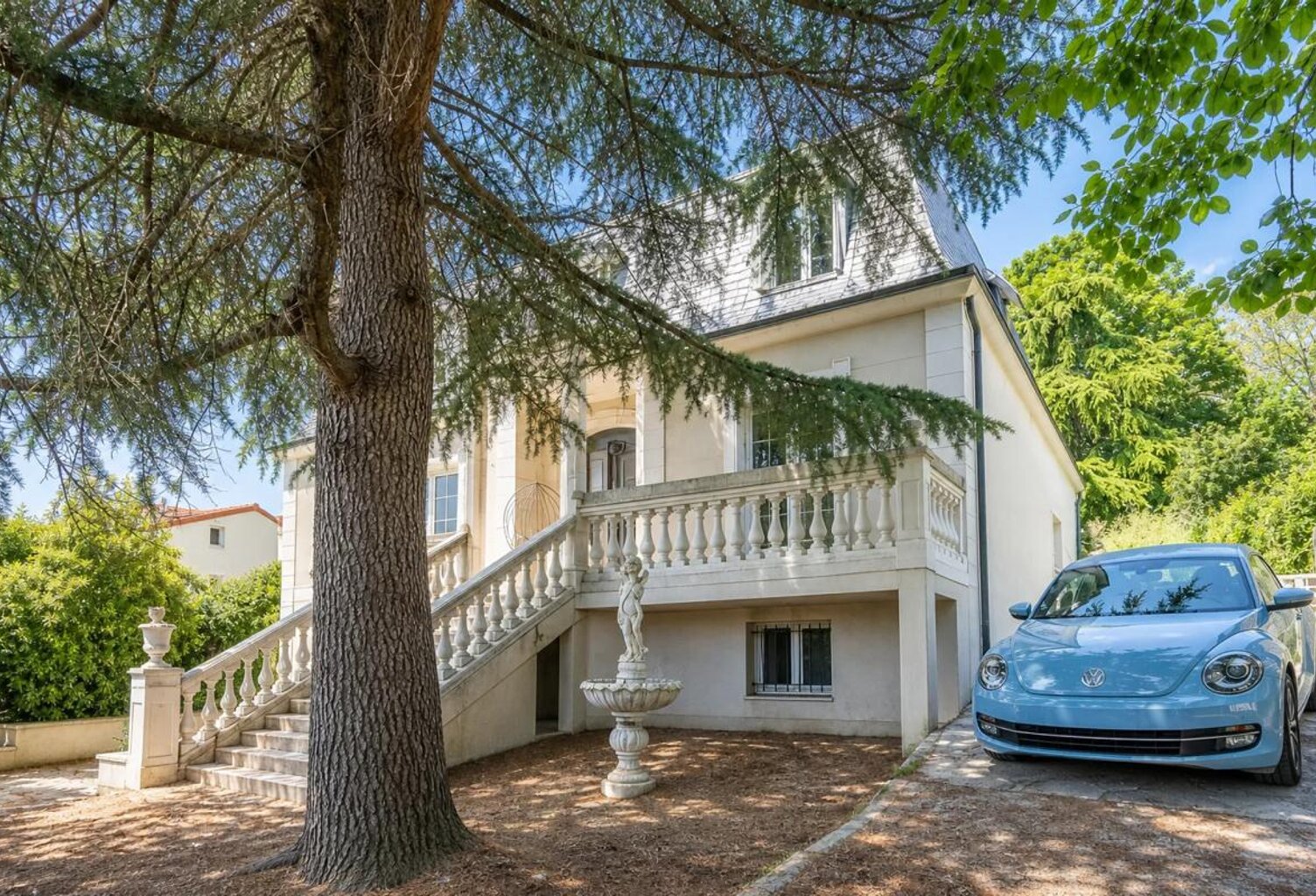 Maison de 7 pièces de 202 m² située à Gagny — photo 1