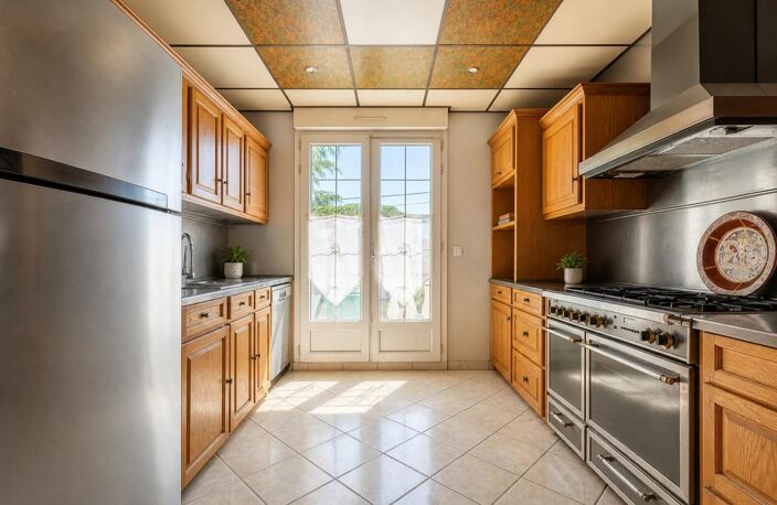 Maison de 7 pièces de 202 m² située à Gagny — photo 5