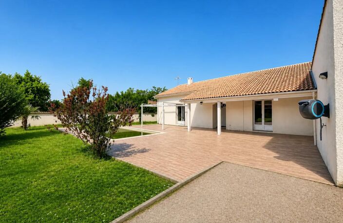 Maison de 6 pièces de 130 m² à Lapeyrouse-Mornay — photo 5