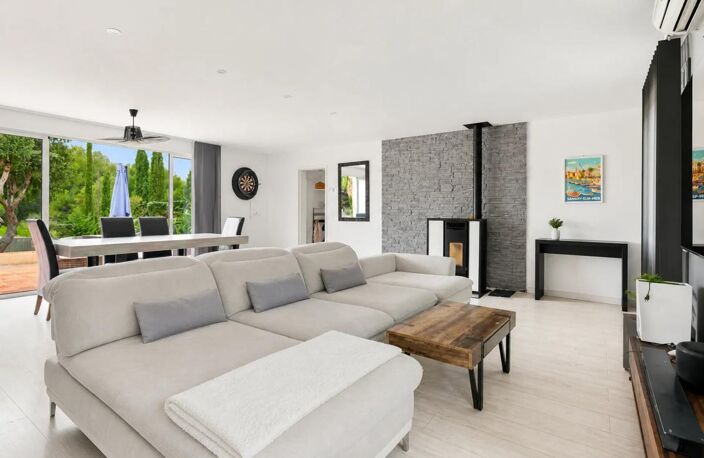 Maison de 6 pièces de 160 m² à Sanary-sur-Mer avec piscine — photo 3