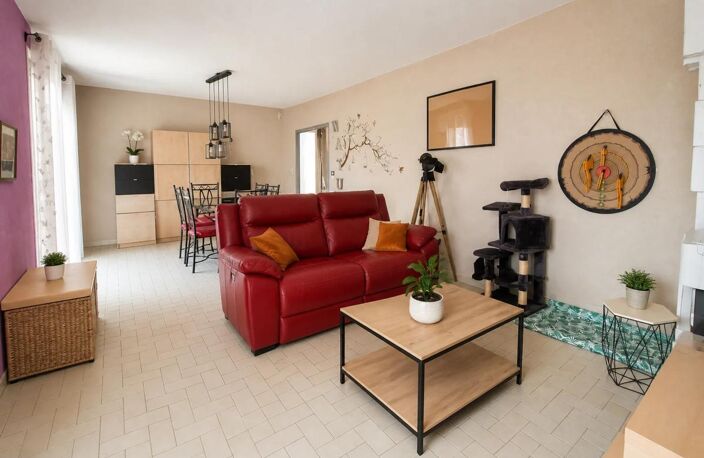 Maison de 6 pièces de 145 m² et d'un sous sol de 105m2 aux Echets (Miribel) — photo 5