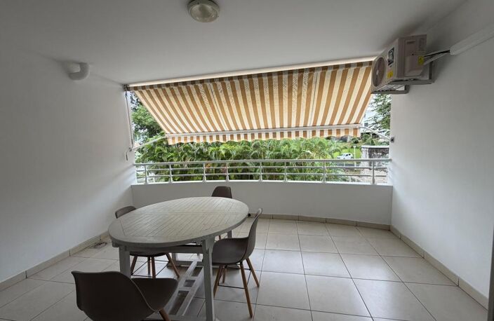 Appartement meublé  À Louer à FORT-DE-FRANCE — photo 2