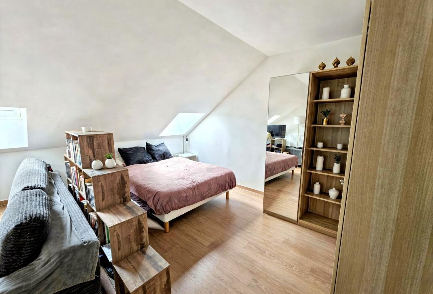 Appartement À Vendre — photo 1