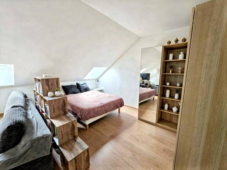 Appartement À Vendre — photo 1