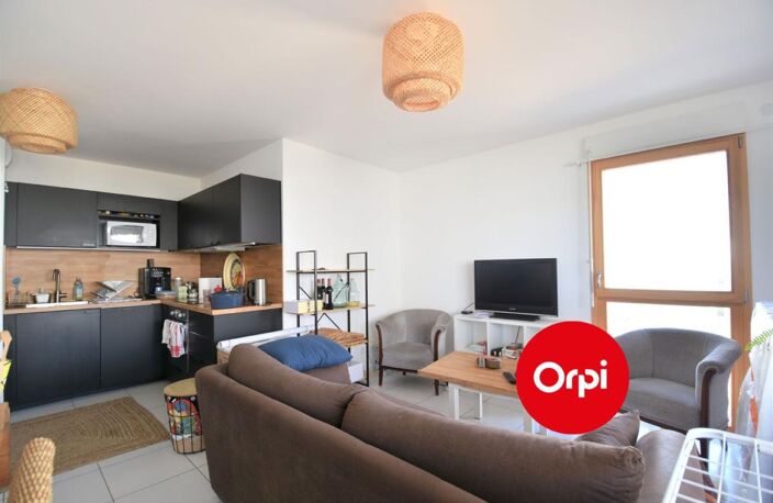 T3 - 19 RUE ODETTE JOYEUX 69800 SAINT PRIEST — photo 3