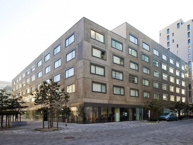 Appartement À Vendre — photo 1