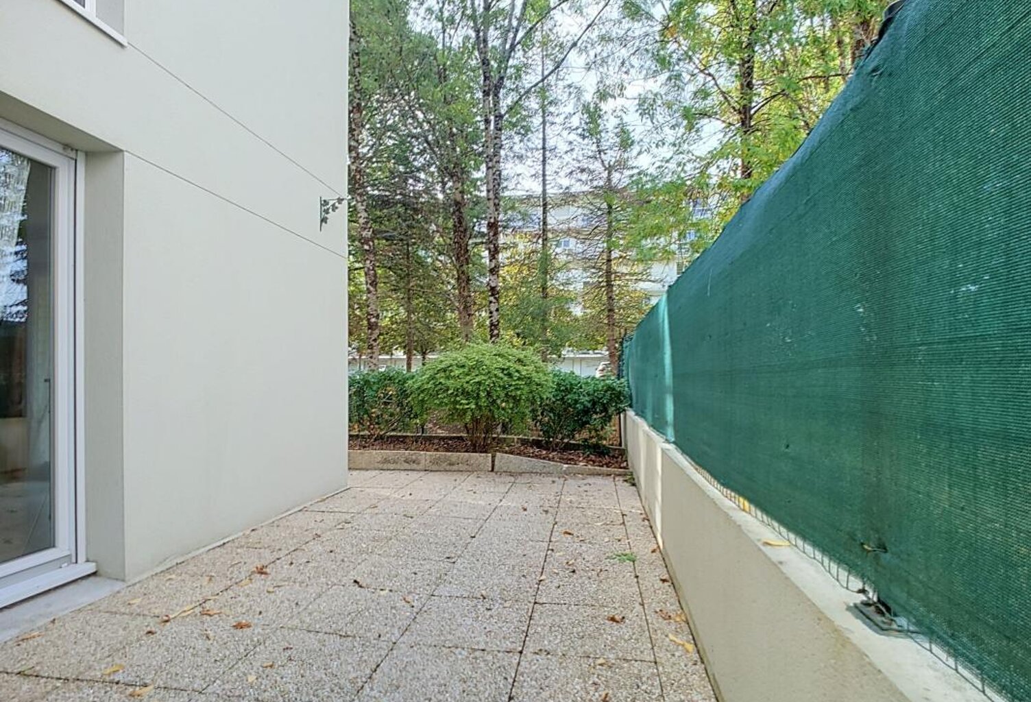 Rezé – 8 Mai : Appartement  2 chambres + 44 m² d’extérieur — photo 1
