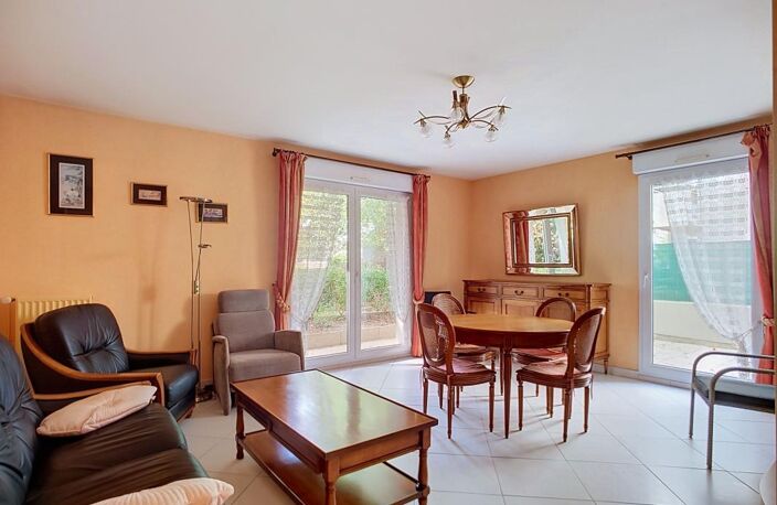 Rezé – 8 Mai : Appartement  2 chambres + 44 m² d’extérieur — photo 4
