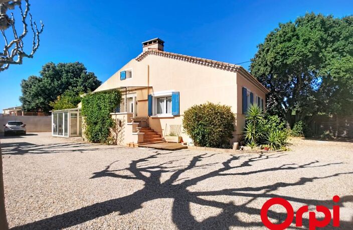 Maison familiale des années 50 avec piscine sur 1 200 m² de terrain — photo 2