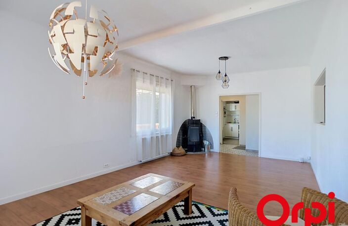Maison familiale des années 50 avec piscine sur 1 200 m² de terrain — photo 5