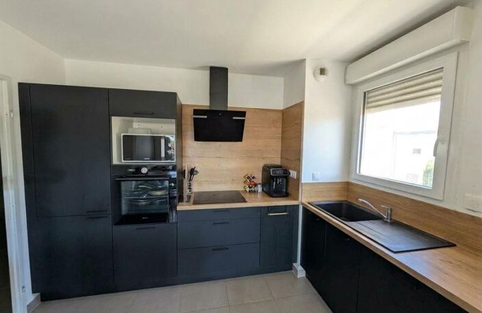 Appartement T3 de 65m2 avec grande terrasse Morières — photo 4