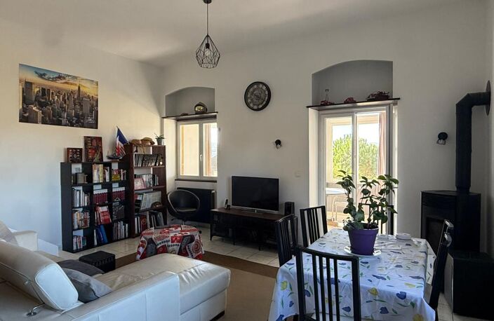 Maison À Louer SAINT-GERMAIN-NUELLES – LOCATION MEUBLEE. Maison de 108,53 m² avec jardin et stationnements — photo 5