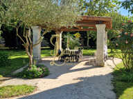 DEMEURE DE CHARME - 5 CHAMBRES - DEPENDANCES - JARDIN - ACCE — photo 2