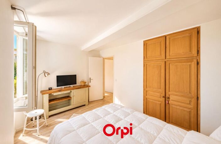 Bandol Appartement À Vendre T3 au cœur du village Le calme au centre de tout — photo 4