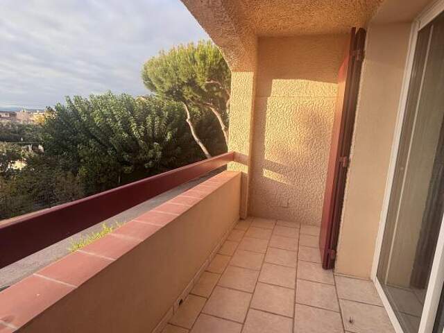 Appartement À Louer T3 Six fours le Brusc — photo du bien