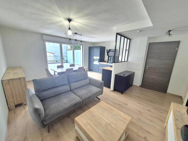 Appartement F3 Meublé avec Très Grande Terrasse – Proche Gare de Thionville — photo 1
