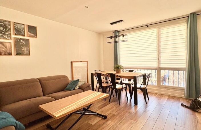 Appartement À Vendre avec ascenseur, balcon, garage et parking — photo 2