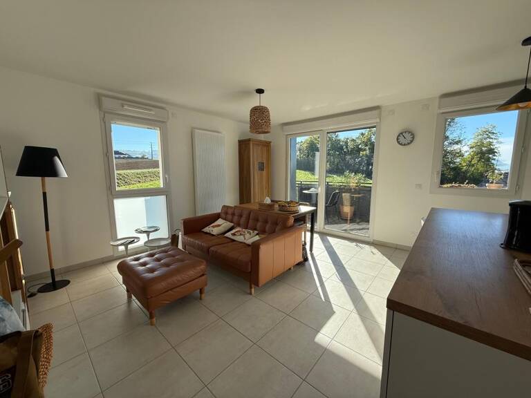 À VENDRE – APPARTEMENT T3 AVEC BALCON EXPOSÉ SUD, PARKING ET CELLIER À SALES — photo 1