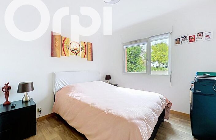 Appartement T2, petite résidence, prestations completes — photo 5