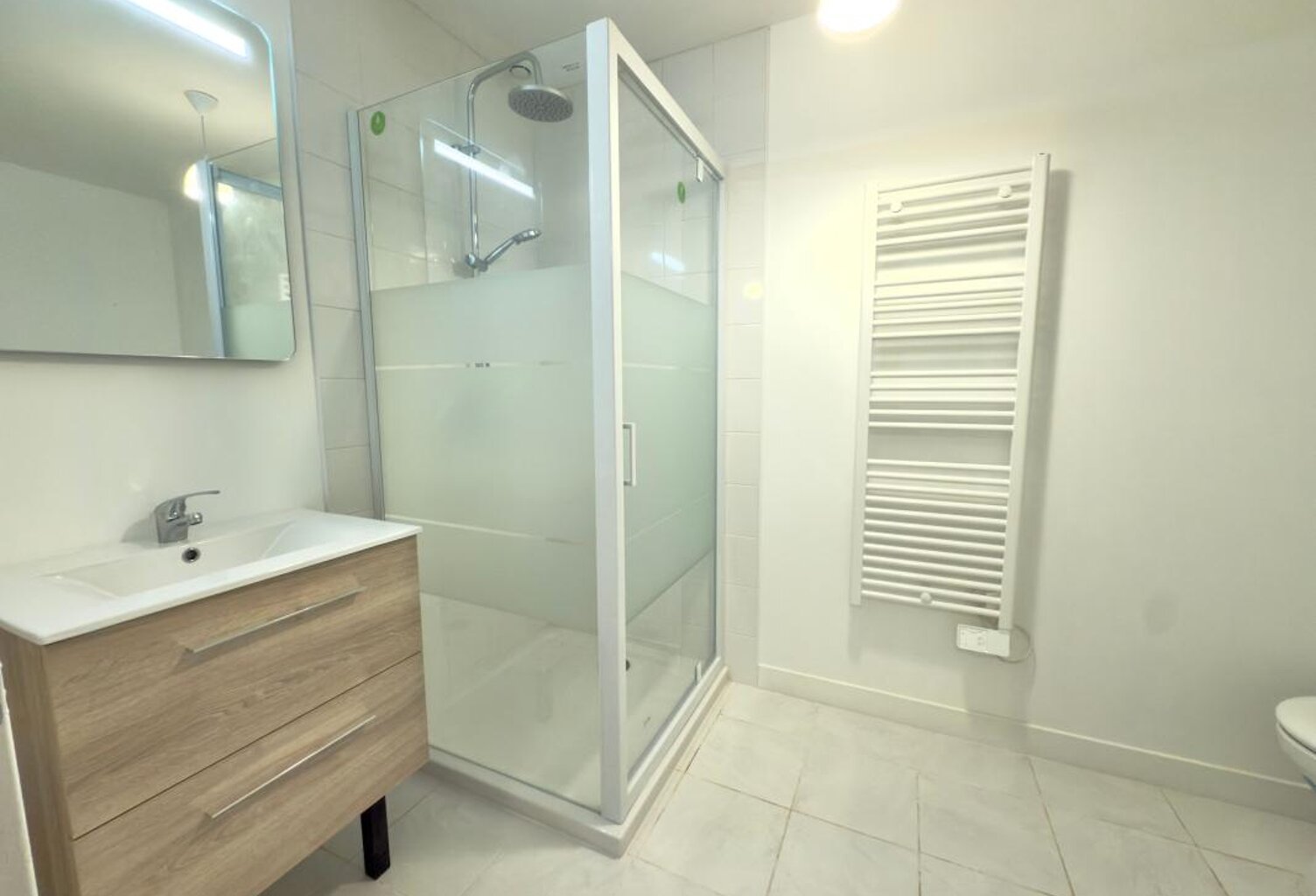 Appartement À Louer — photo 1
