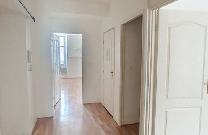 Appartement 4 pièces à louer proche des transports et des commerces 🏡 — photo 3
