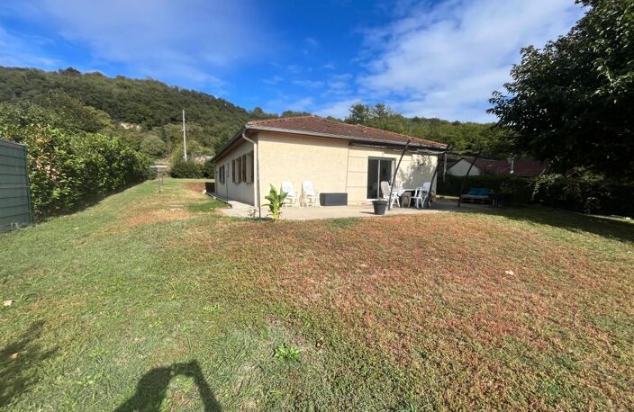 Maison plain pied - 100 m² - 4 chambres - 1382 m² terrain — photo 2
