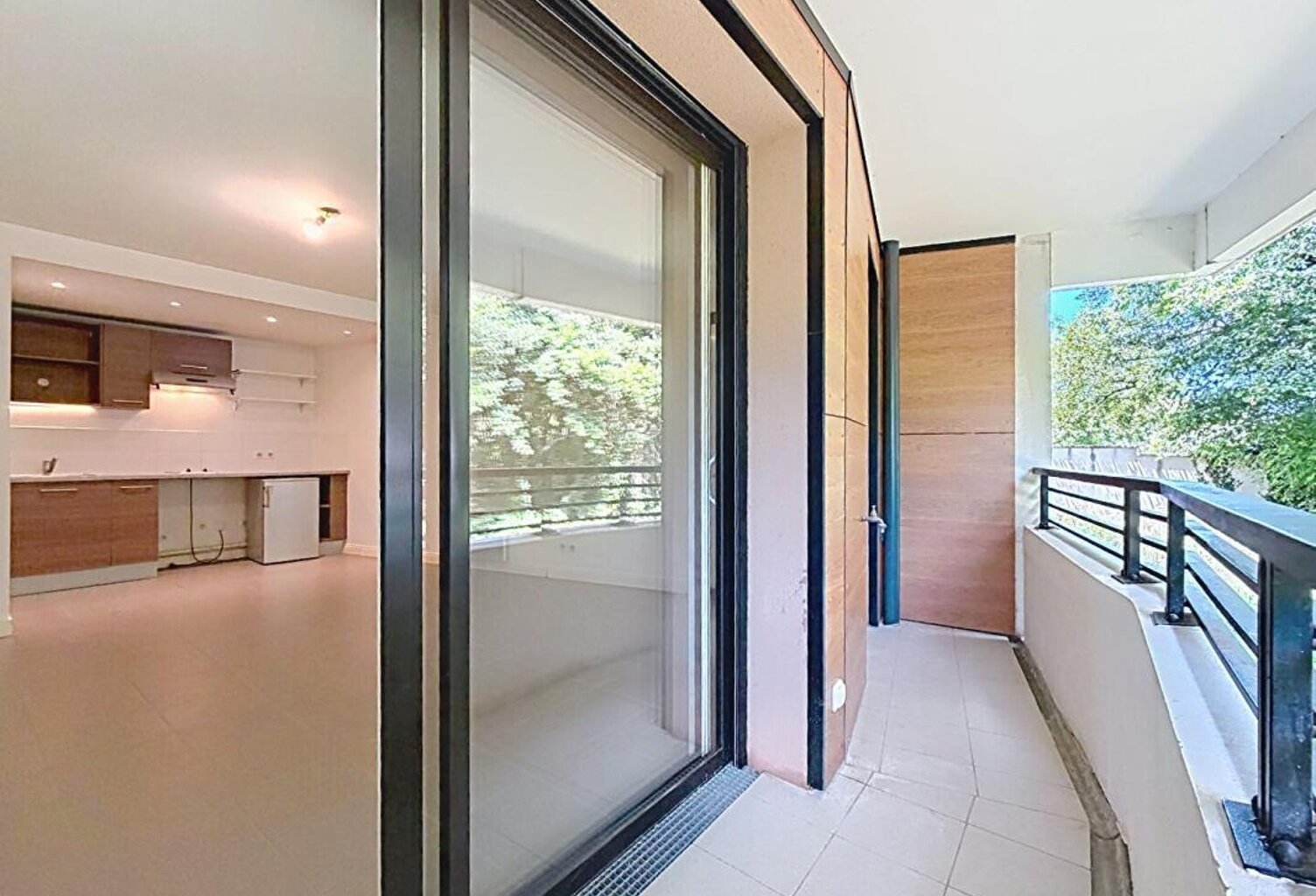 Appartement T2 Le Haillan - RdC — photo 1