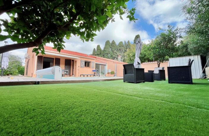 Magnifique maison de plain-pied de 100 m² avec piscine sur un terrain 3 faces de 450 m² sans vis-à-vis — photo 2