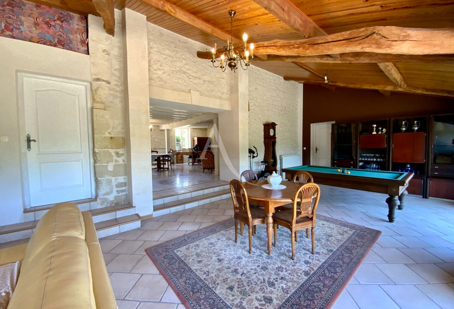 Maison Saint Ciers Du Taillon 163 m2 — photo 1
