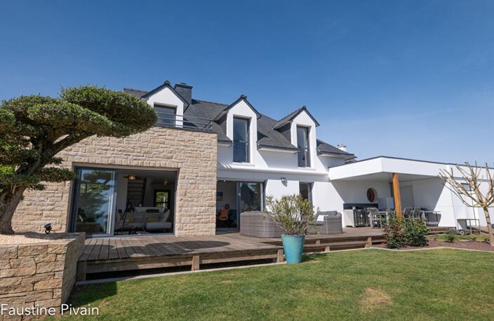 Belle propriété contemporaine vue golfe — photo 2