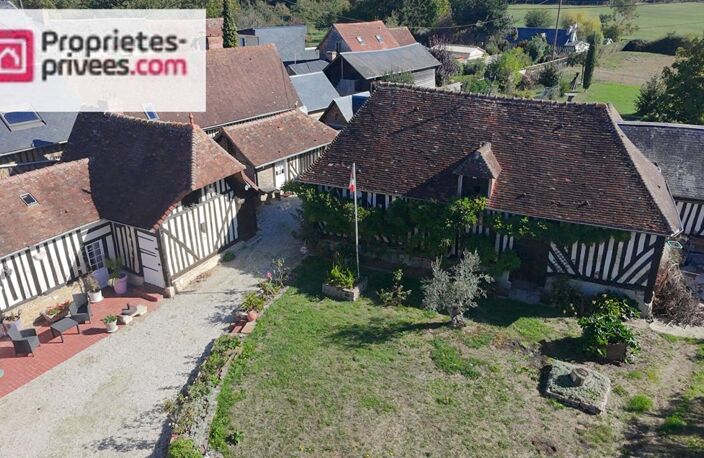 BEUVRON-EN-AUGE Une maison de caractère au coeur d'un village d'exception — photo 2