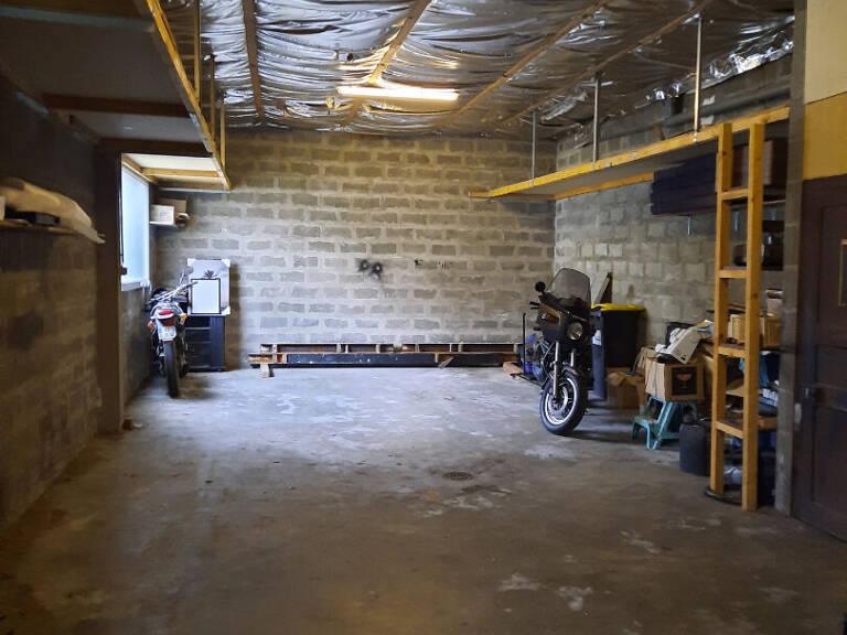 Garage 60 m2 Hauteur sous plafond  de 3.50 — photo 1