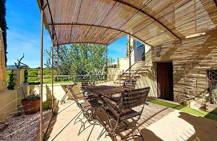 Maison Tauriers 3 pièce(s) 102 m2 sur 1560 m² de terrain — photo 2