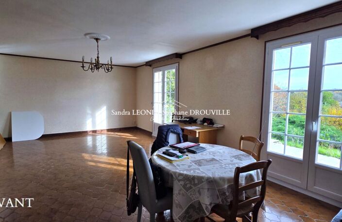 JOUY - RAVISSANTE MAISON de 129 m²  4 pièces — photo 4
