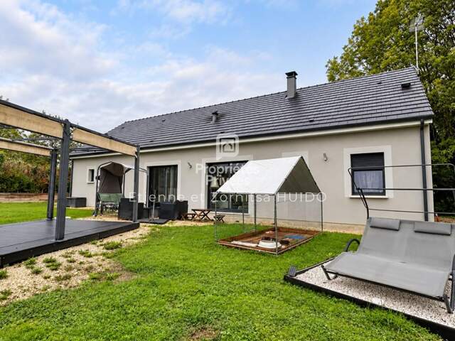 MAISON CONTEMPORAINE DE PLAIN-PIED - 7 PIÈCES - 5 CHAMBRES — photo du bien