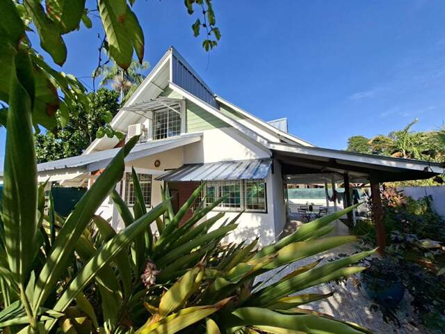 Remire Montjoly  VILLA 5 pièce(s) 90 m2 + piscine/jacouzzi — photo du bien